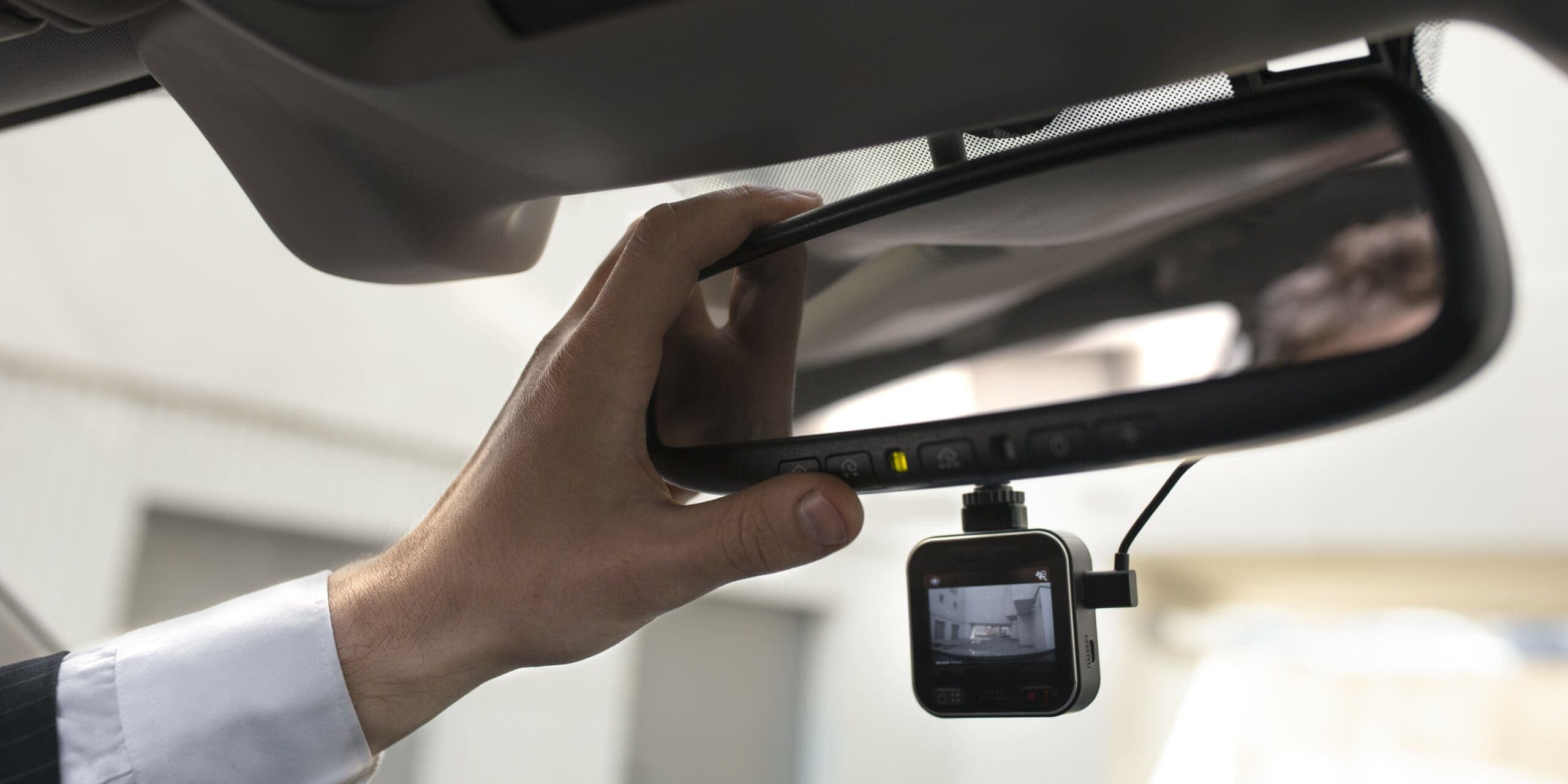 Araç kamerası - dikiz aynası